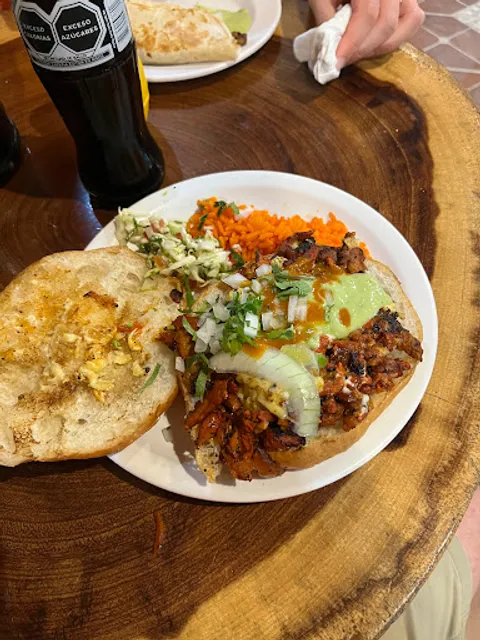 El Sabor de Las Cazuelas