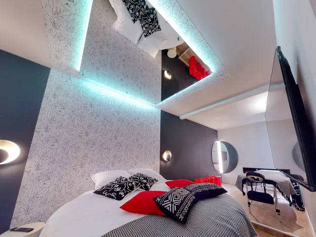 Just For Us - Suite Orion - Love room Marseille