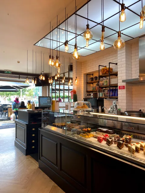 Cafetaria Puro Cake Lab