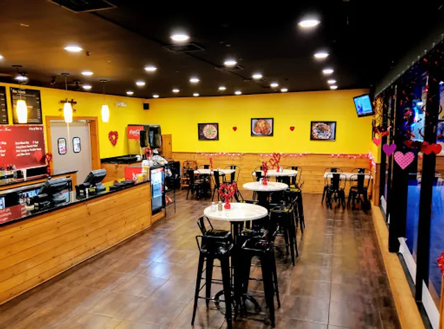 Mac N' Out Macaroni & Cheese