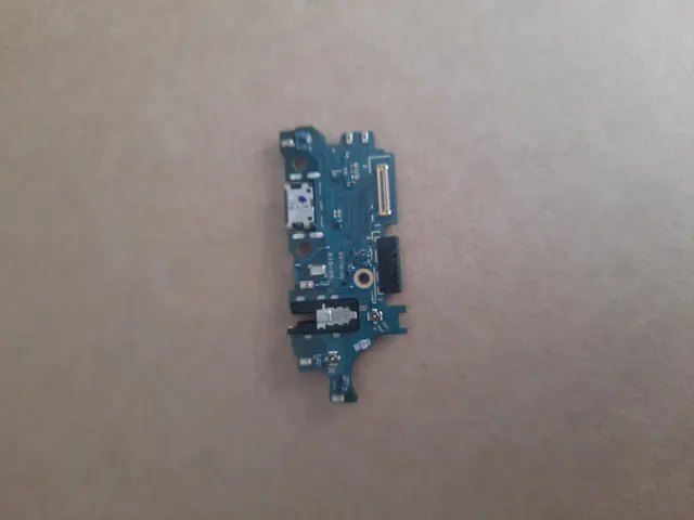 Phone Service Center El Corte Inglés calle Ramón Areces Reparación de móviles en Málaga