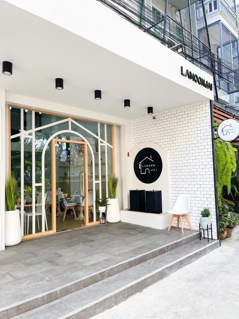 LAMOONJAI CAFE