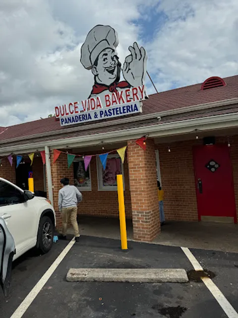 Dulce vida bakery