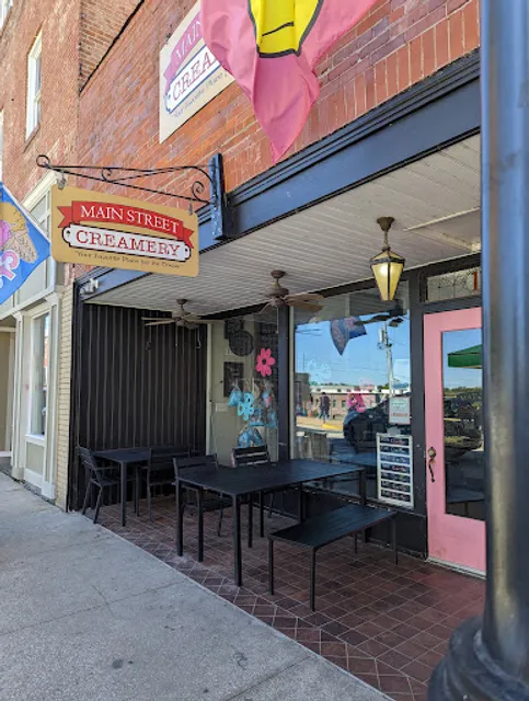 Silver Spoon Ice Cream & Sweets - Washington