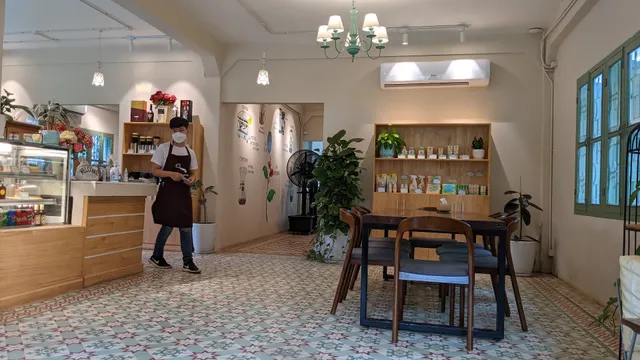 Naked Espresso Garden