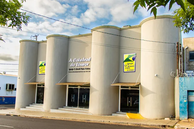The church Brazil for Christ Regional Headquarters