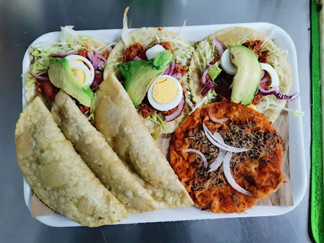 Los Antojitos De La Miguel Alemán