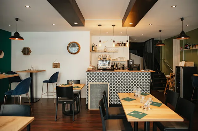 Une Cuillère Carrée