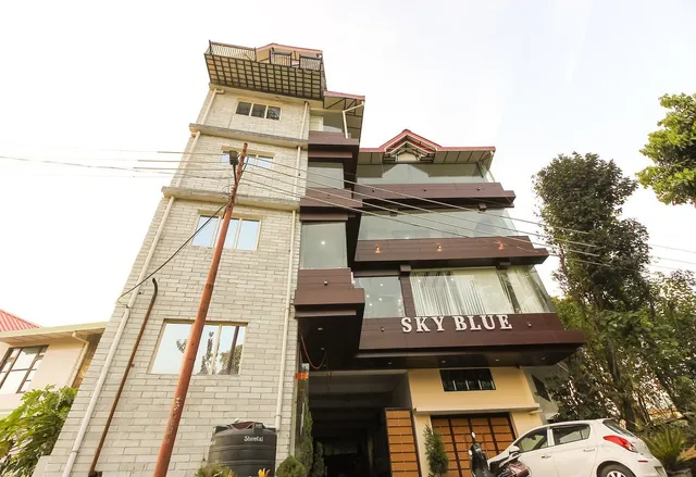 Hotel Skyblue and Restaurant