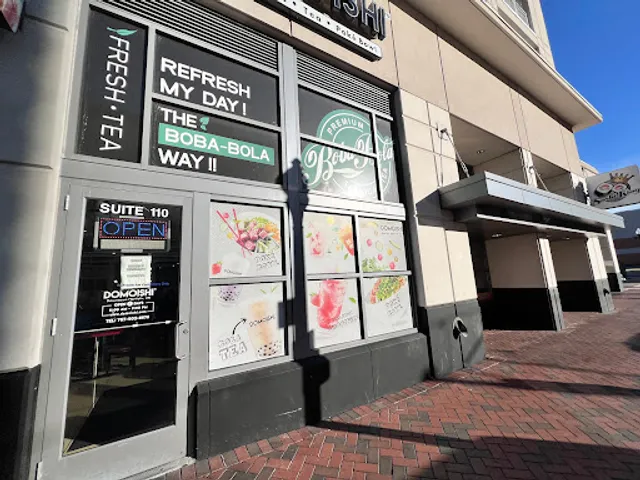 DOMOISHI Poké Bowl - Ramen - Wings - Boba Tea