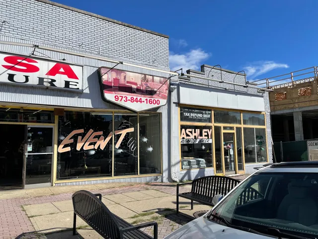 Pitusa Furniture & Bedding