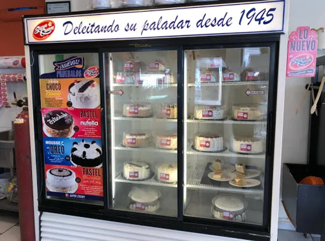 Super Cream Calle 10 Pastelería