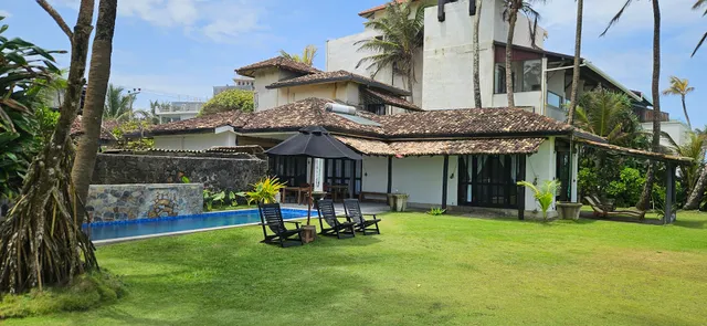 Poya Villa Ahangama by SunSessions