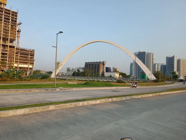 Parklinks South Tower by Ayala Land Premier