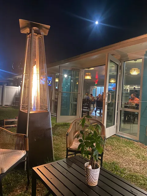 Lo’ Key Island Grille