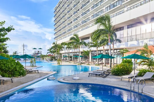 Southern Beach Hotel & Resort Okinawa