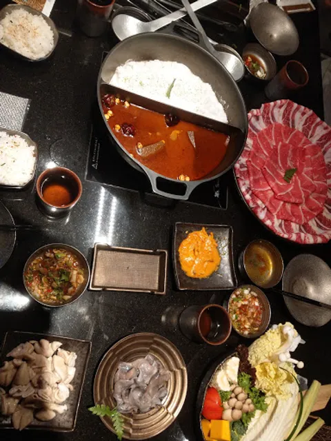 天鍋麻辣 鴛鴦鍋 高雄時代店