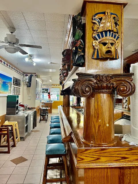 Gimli Beach Boy Restaurant