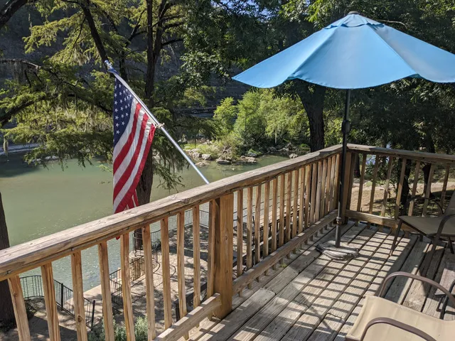 Tiki Lofts on the Guad