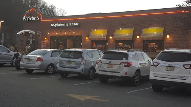 Applebee's Grill + Bar