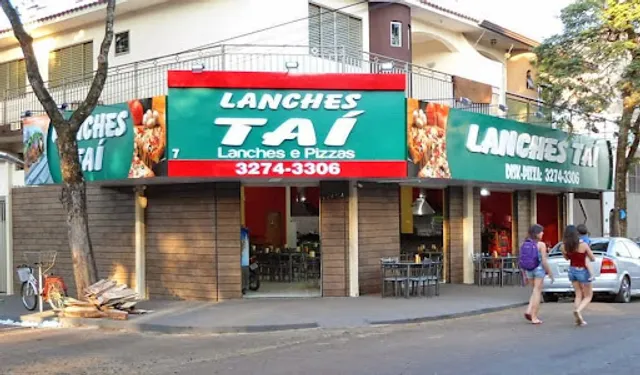 Pizzaria e Lanches Taí (forno à lenha)