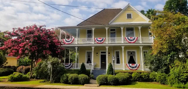 Queen Anne Bed and Breakfast