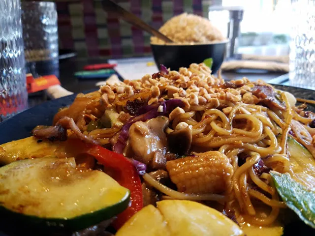 HuHot Mongolian Grill
