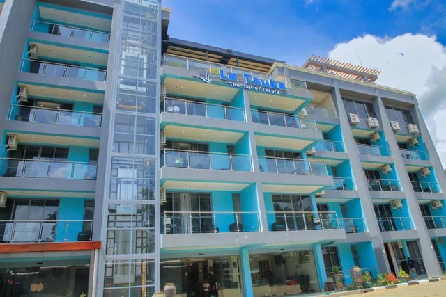 Le tsuba Grand Hotel