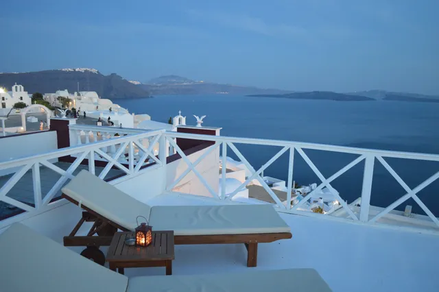 Maryloujohn Villas Studios & Apartments