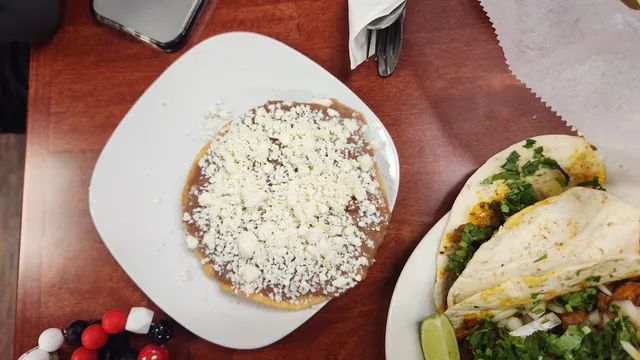 Las Palomas Mexican and American Food