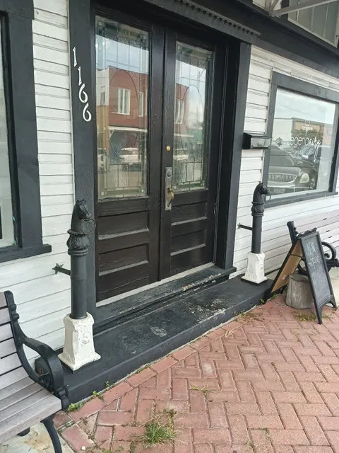 Legendairy Gelato • Cafe