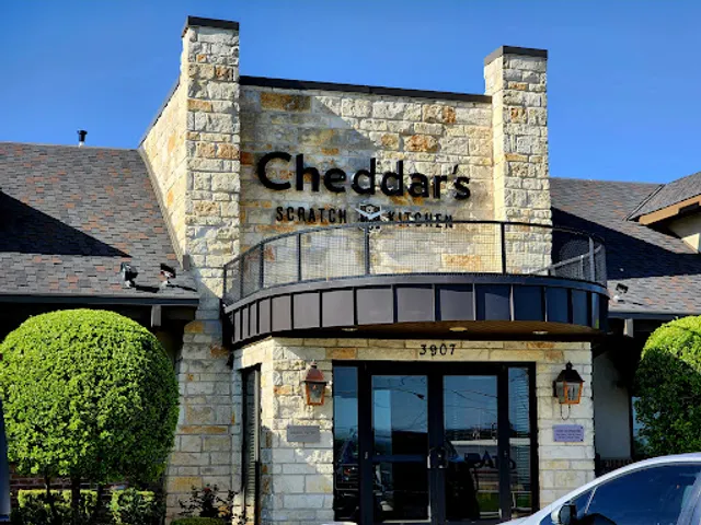Cheddar's Scratch Kitchen