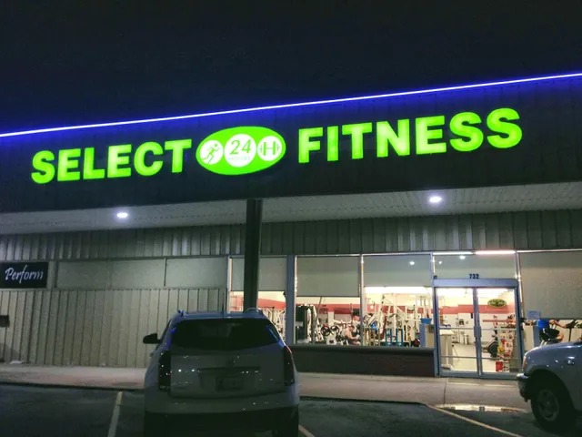 Select Fitness & Tanning - 24/7 Access