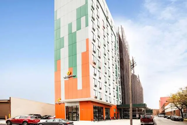 La Quinta Inn and Suites by Wyndham Long Island City
