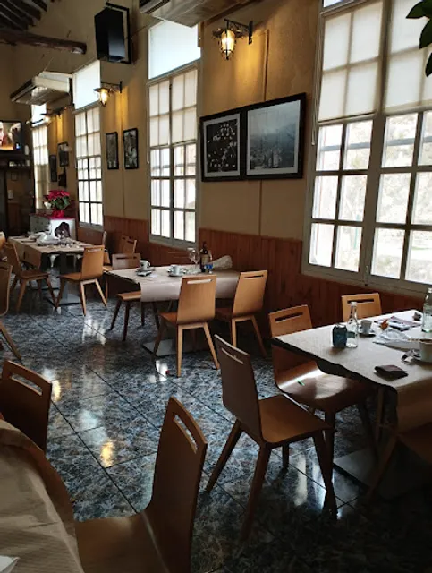 Restaurante La Toba, Aýna.