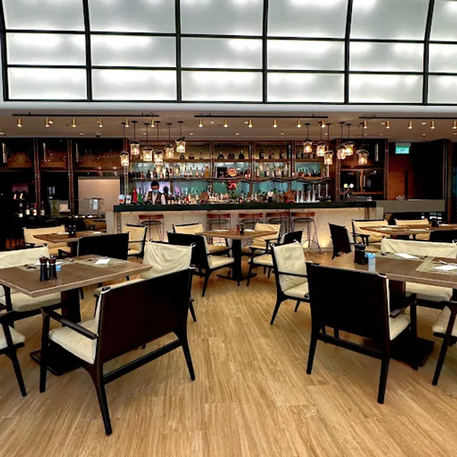 Pier Lounge & Pier Bar