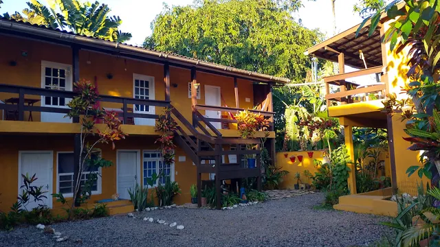 Rocksroses surf home