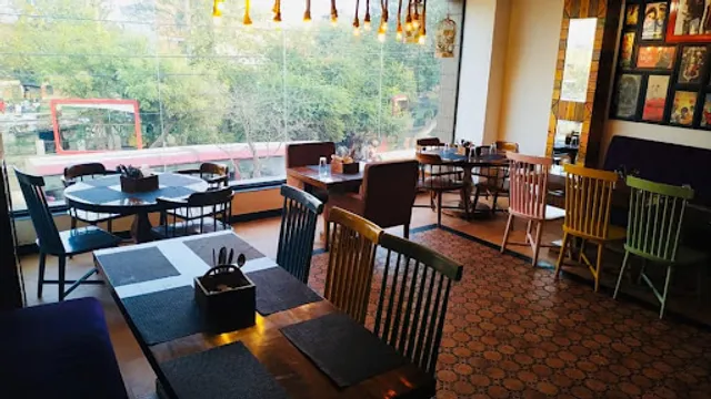 𝗪𝗶𝗳𝗲 𝗢𝗻 𝗟𝗲𝗮𝘃𝗲