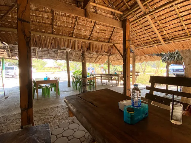 ครัวลุงหล้า กำแพงแสน