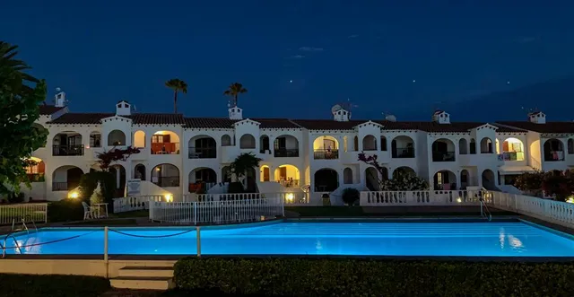 Apartamentos Los Girasoles