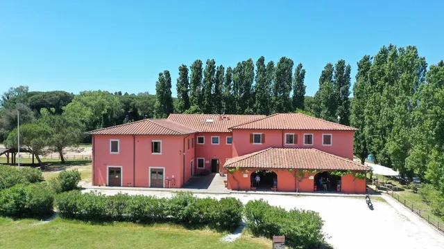Casale La Sterpaia · Hotel