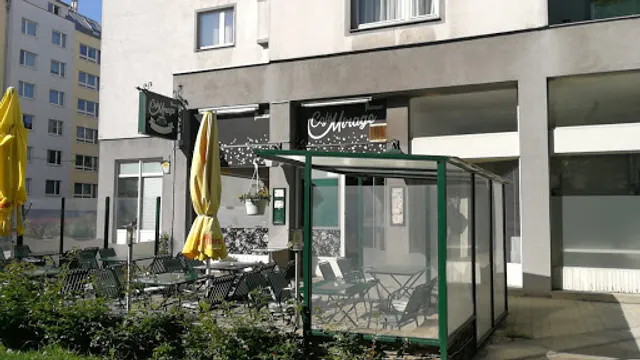 CAFE MIRAGE