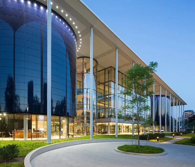 Yale School of Management