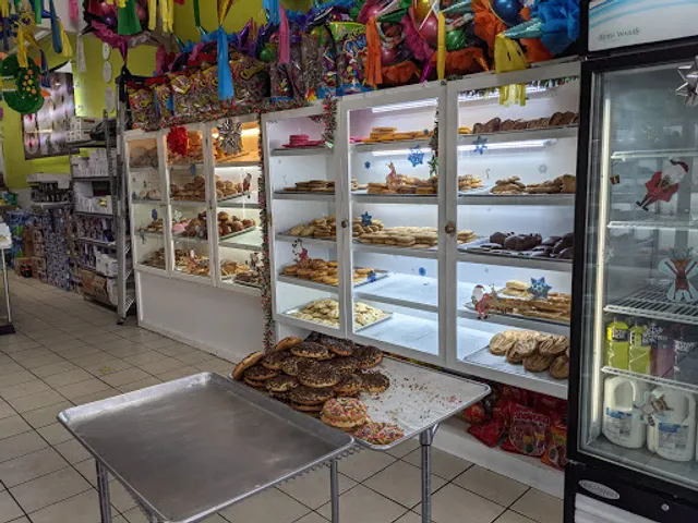 La Conchita Panaderia Y Pasteleria