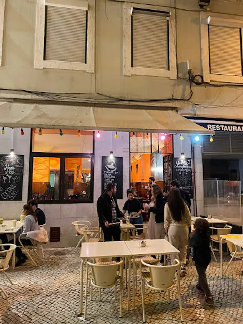 El Paso Cantina Mexicana y Cocktail Bar