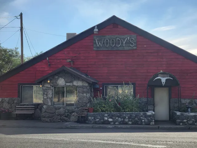Woody's