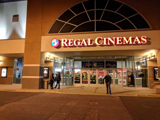 Regal Ronkonkoma