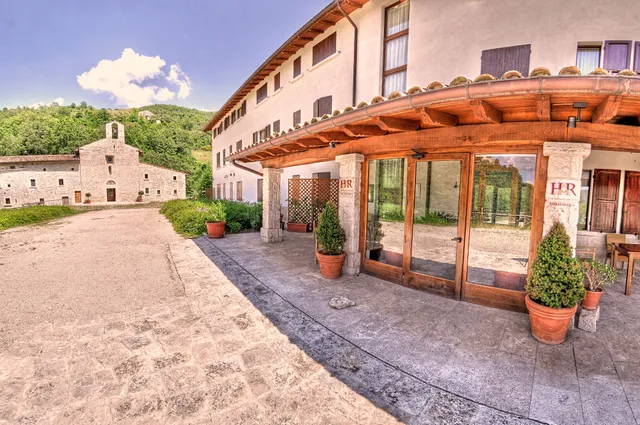 Hotel Monastero Valledacqua