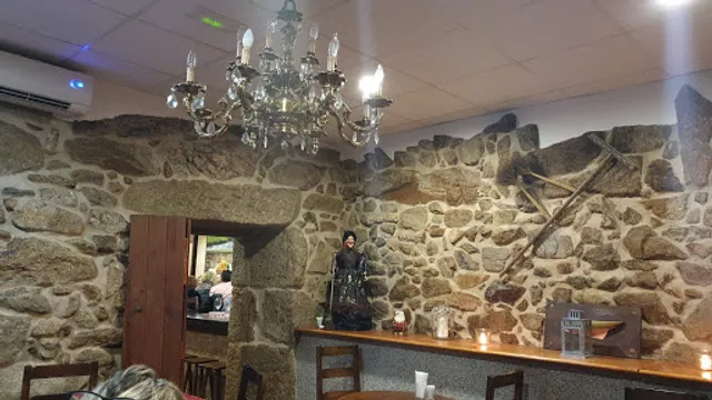Bar restaurante O Burato do Grilo