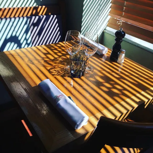 LES COMÉDIENS - Bistro des théâtres